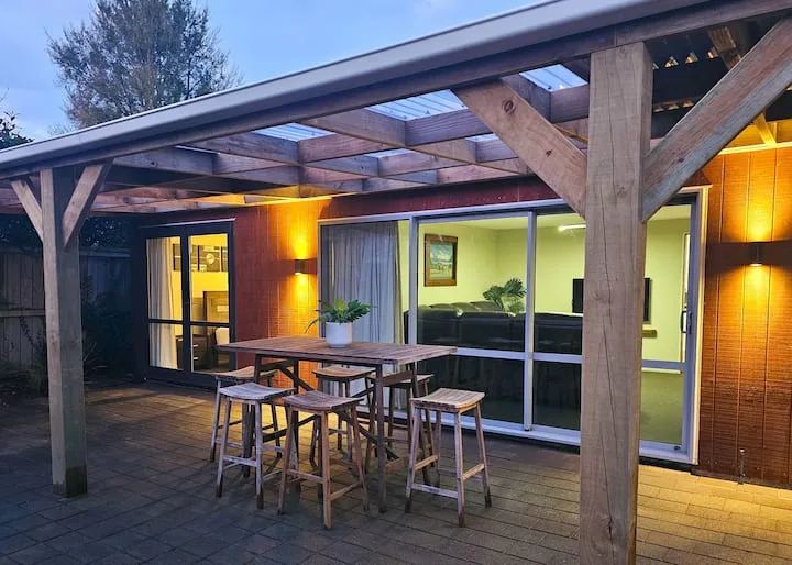 Rustic Central Retreat