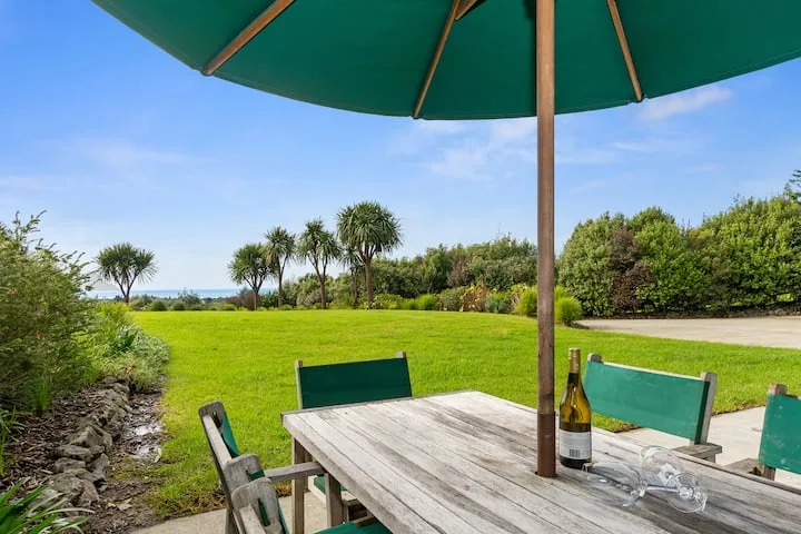 Sea View Cottage – Ruakaka Holiday Cottage