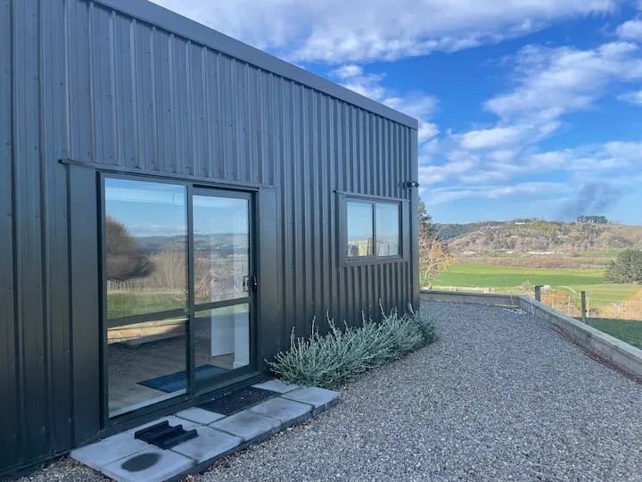 Self contained with spectacular views