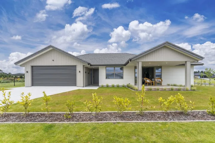 Serendipity Retreat – Fresh, Modern & Spacious
