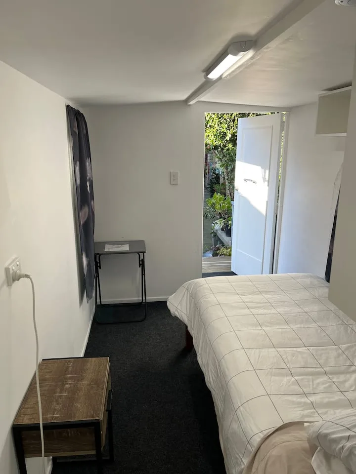 Small Cabin close to the Airport