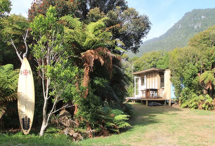 Stella's Cabin... 'In the heart of Punakaiki'
