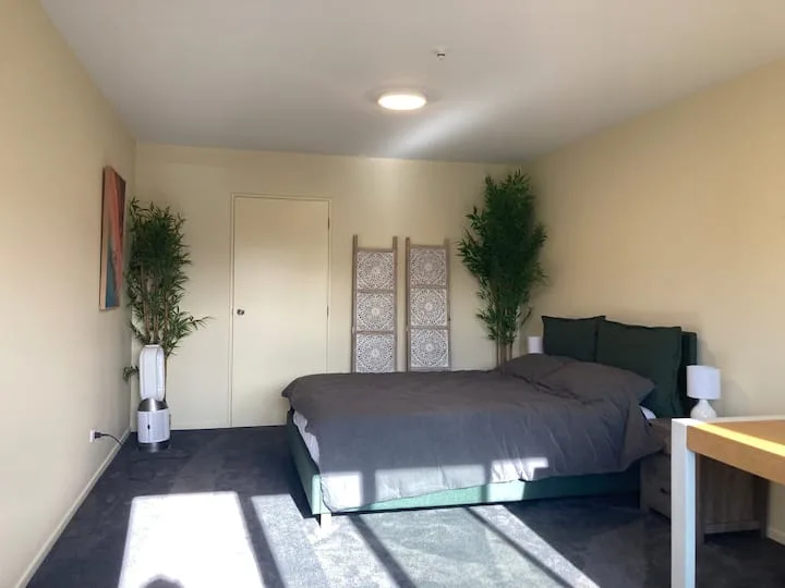Studio Unit