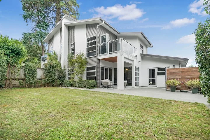 Stunning Chic town house of impecable quality.