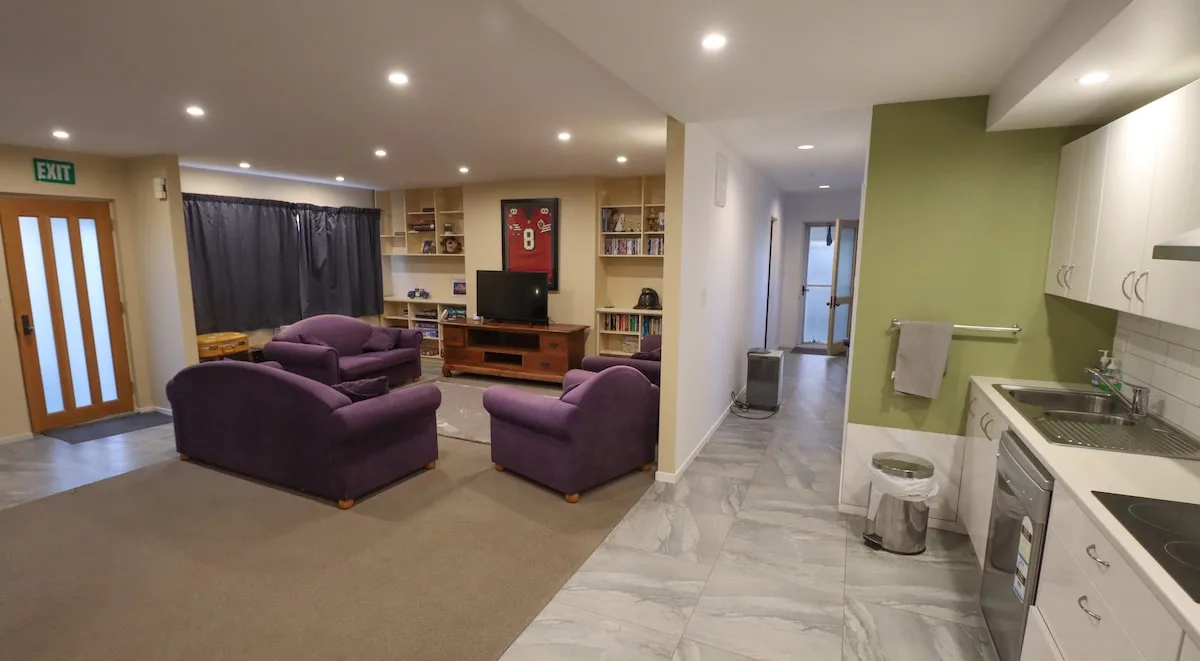 Tarawera Tui Room, Large comfortable bedroom.