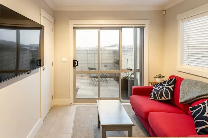 Te Awa Retreat 
one bedroom  private appartment