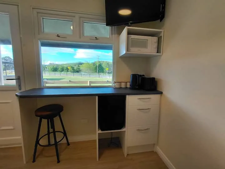 The Calf Cottage: solo visitors' idyll near Napier