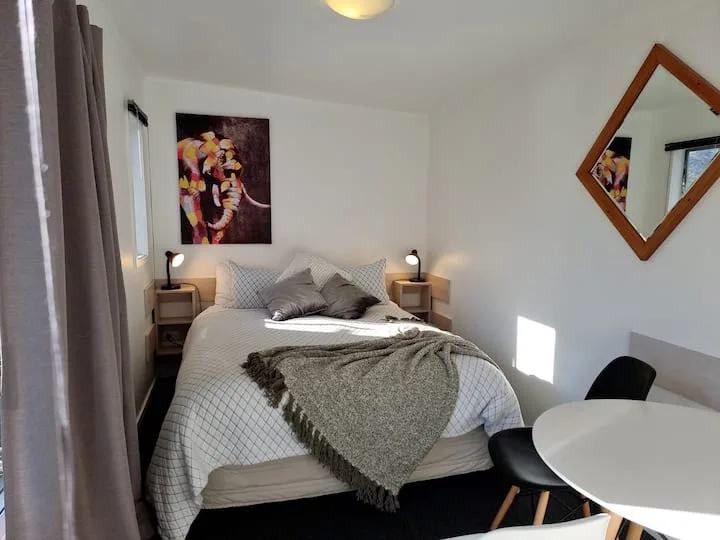 The "Kiwi Cabin"