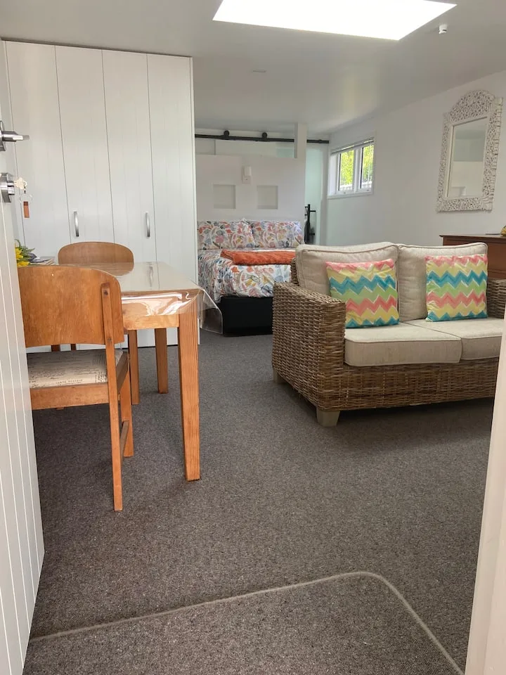 The Little Room - Hotel-style; private; Motueka.