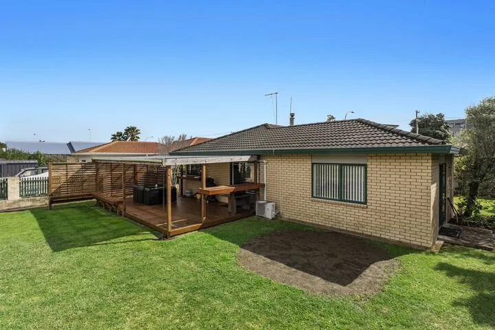 The Sun Trap - Ohope Beach Holiday Home