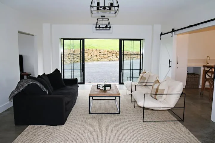 The White Barn
