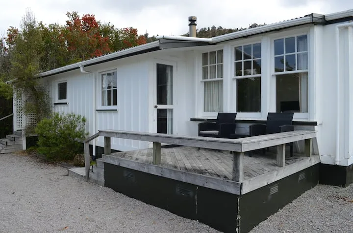 The White Cottage