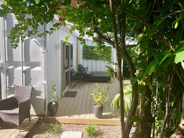 Tropical Garden Retreat
