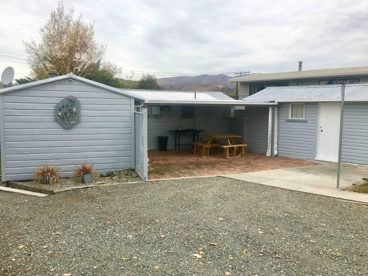 True Kiwi Crib