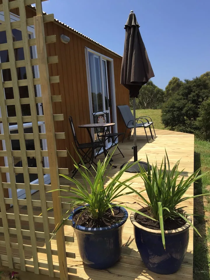 Tui Bush Cabin