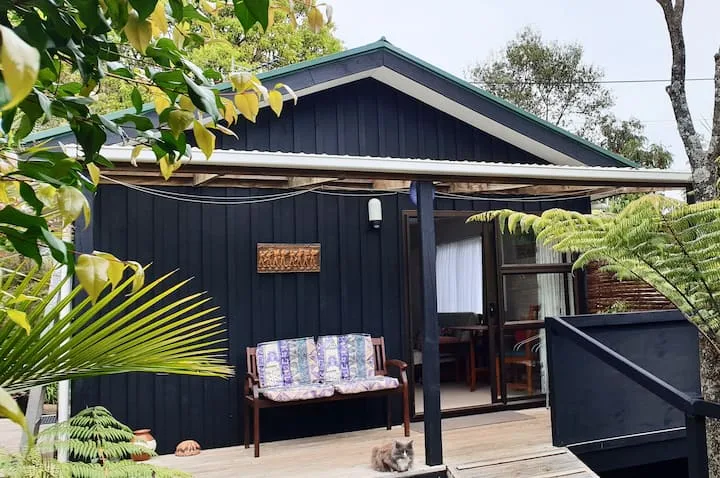 Tui Cottage Guest House