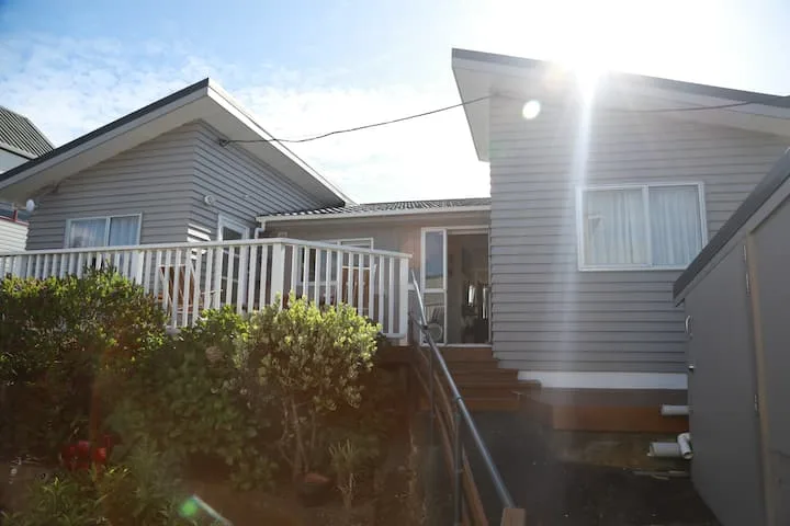 Views on Bluegum