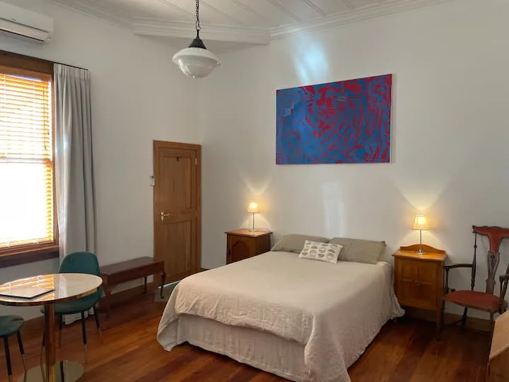 Villa Hokitika Rata Room