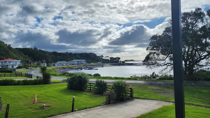 Waihau Bay Paradise