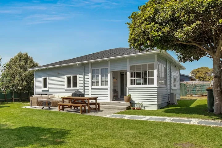 Waikanae Beach Getaway