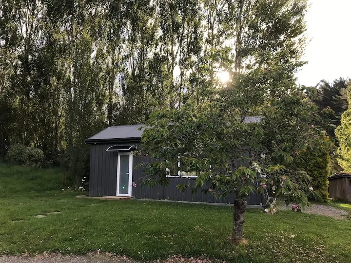 Waimārama Forest View Cabin