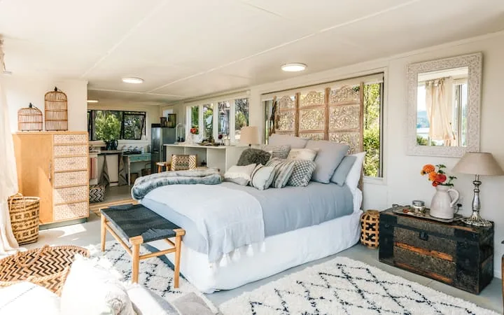 Wild Bay Suncastle Studio