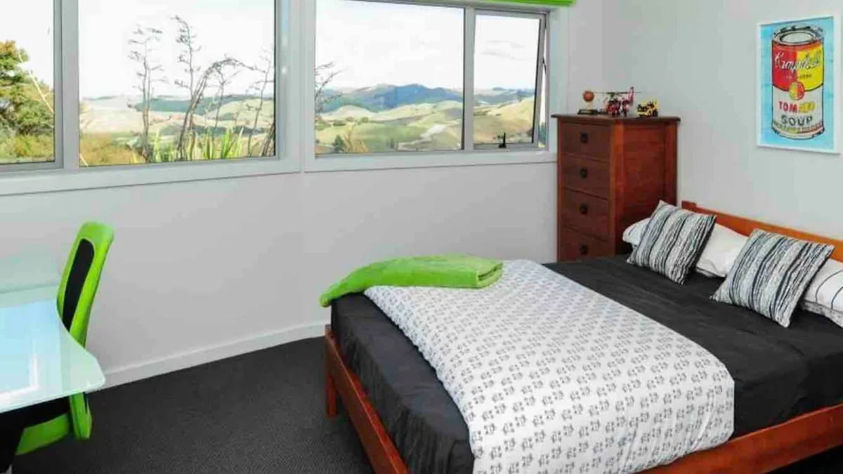 Wilson’s Retreat in the Hills